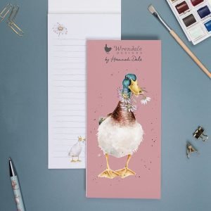 'Not a Daisy Goes By‘ Duck Magnetic Shopping Pad - Wrendale Designs