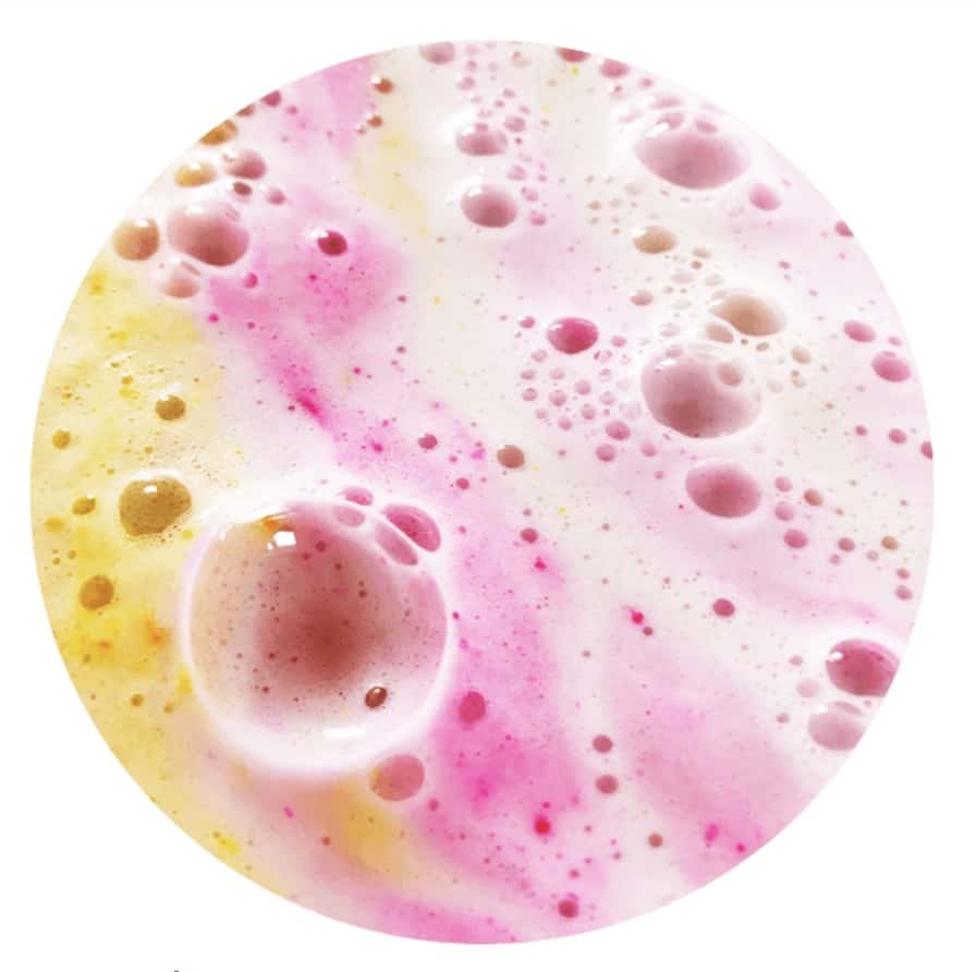 Dunk in Love Watercolours Bath Bomb, 250g - Bomb Cosmetics - Image 2