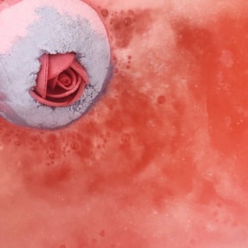 Nature's Candy Bath Bomb, 160g - Bomb Cosmetics - Image 2