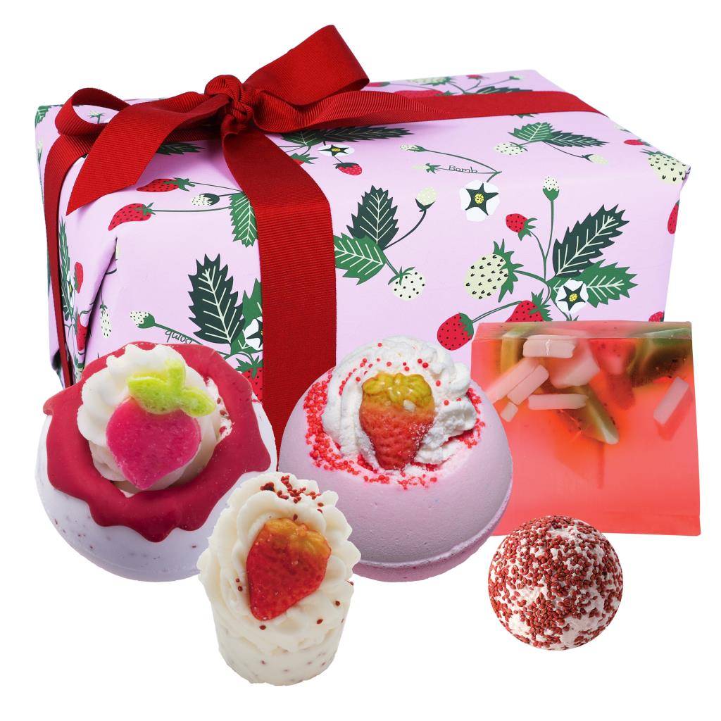 Strawberry Feels Forever Gift Pack - Bomb Cosmetics