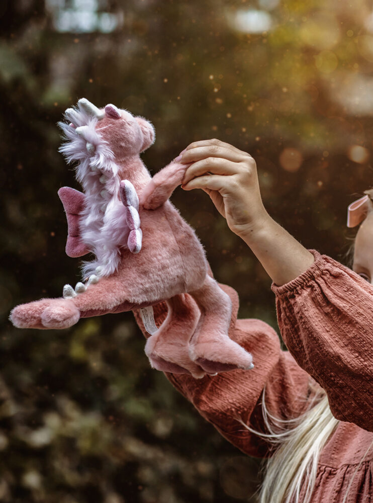 Charlie Bears Bearhouse - Hearts Dragon 20cm - Image 4