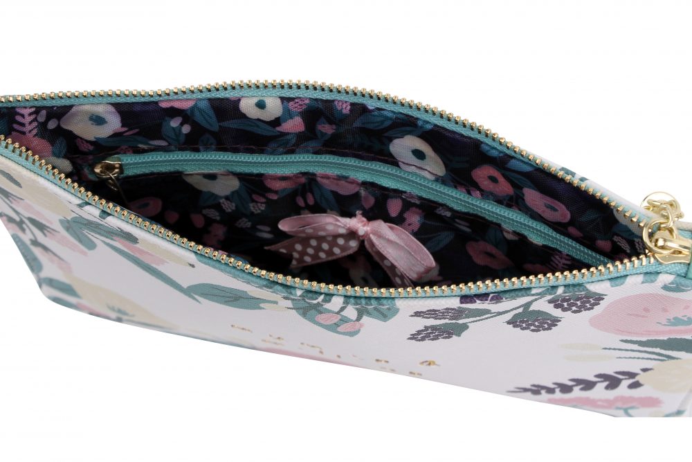 Mum In A Million White Floral Beauty Bag - Image 2