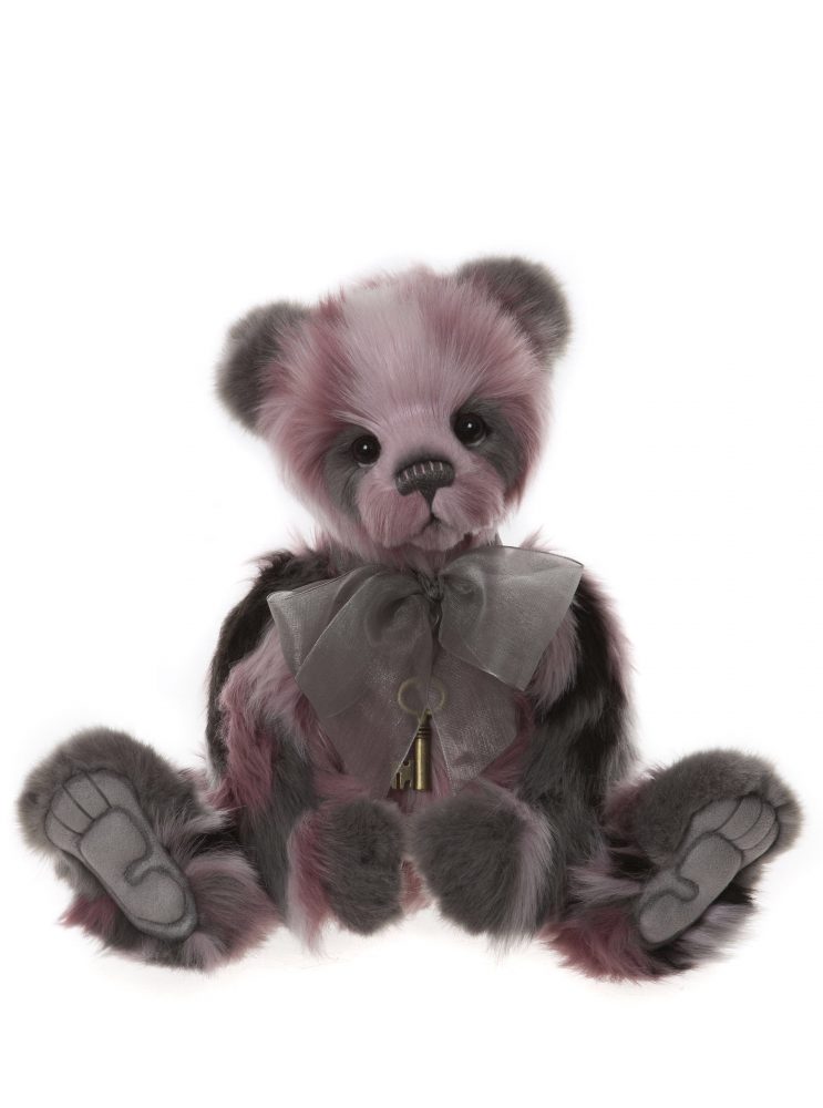 Cara Plush Panda, 38 cm – Charlie Bears CB191906B
