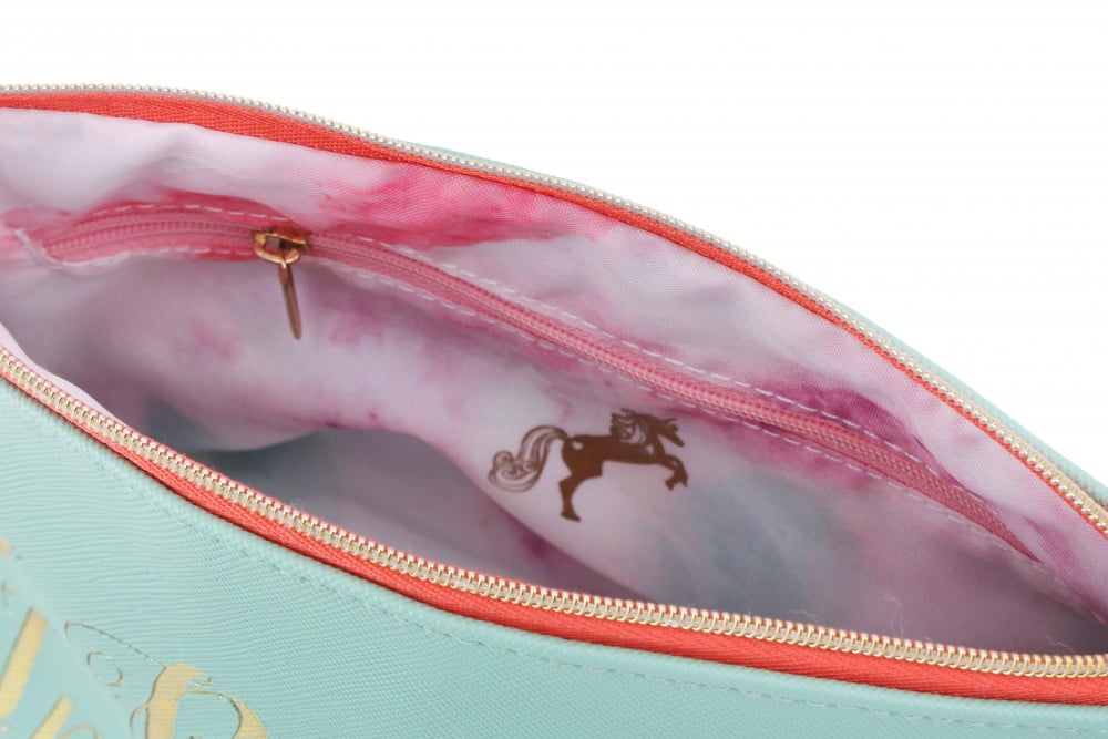 I Believe In Unicorns Makeup Bag - Cloud Nine - Image 2