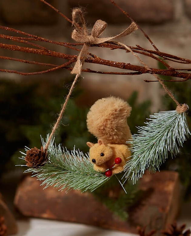 Woodland Squirrel Christmas Decoration - Langs