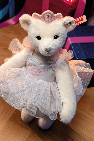 Steiff Sugar Plum Fairy Teddy Bear - Limited Edition EAN 006869 - Image 2