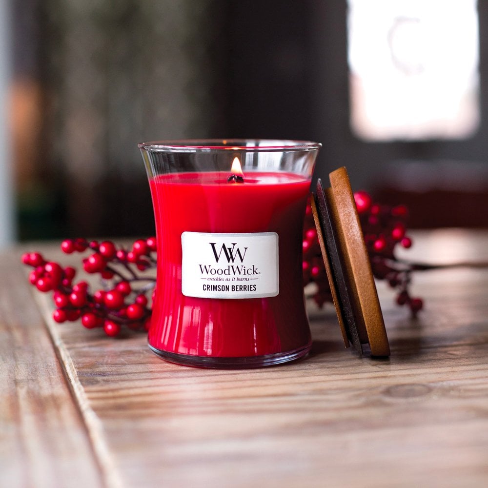 WoodWick Crimson Berries Medium Hourglass Candle, 275g - Image 2