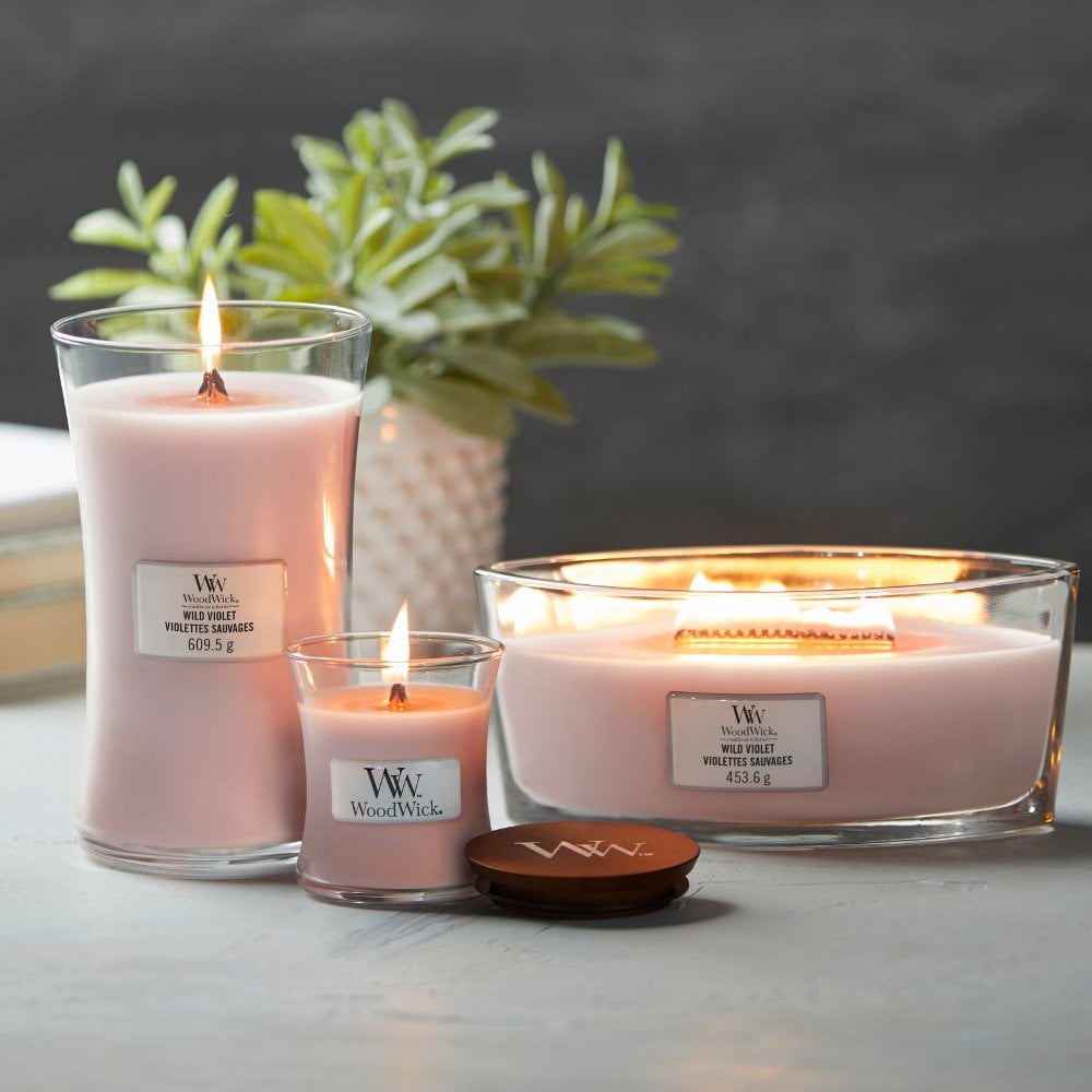 WoodWick HearthWick Wild Violet Ellipse Candle, 453g - Image 3