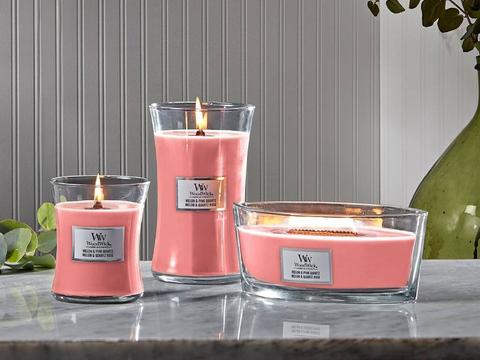 WoodWick HearthWick Melon and Pink Quartz Ellipse Candle, 453g - Image 4