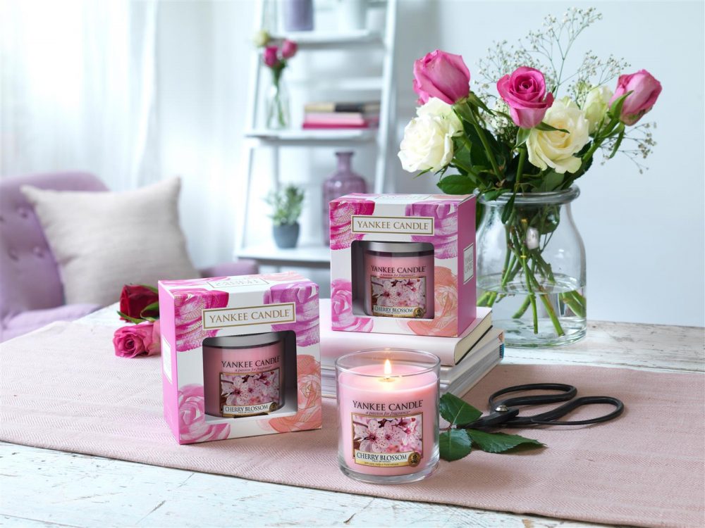 Yankee Candle Cherry Blossom Small Pillar Candle Gift Set - Image 3