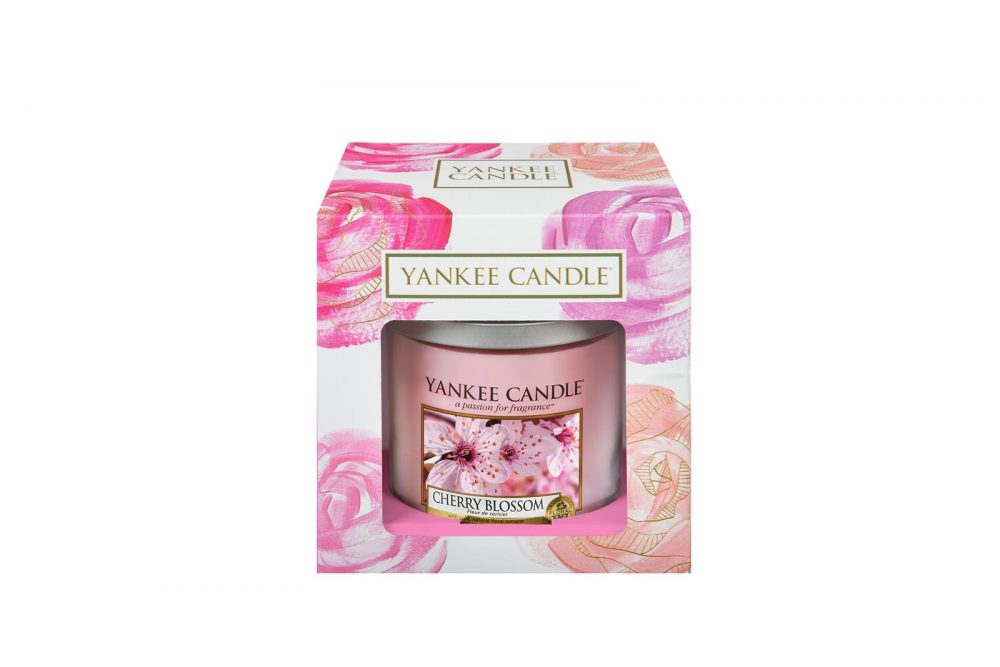 Yankee Candle Cherry Blossom Small Pillar Candle Gift Set - Image 2