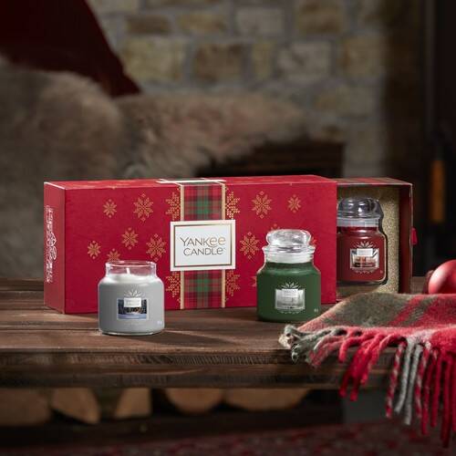 Yankee Candle 3 Small Jar Candle Gift Set - Alpine Christmas - Image 2