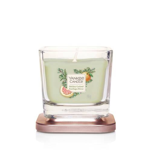 Yankee Candle Elevation Collection - Holiday Garland - Small 1-Wick Square Candle - Image 2