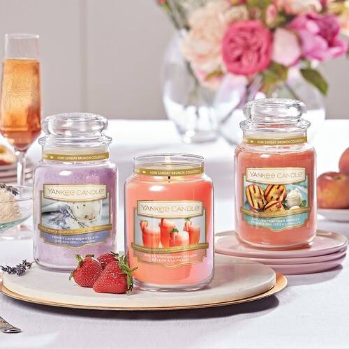 White Strawberry Bellini - Yankee Candle - Medium Jar, 411g - Image 2