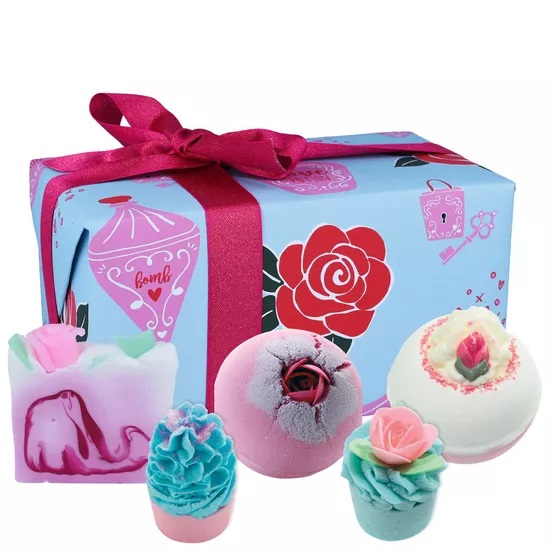 ‘Love Potion’ Wrapped Gift Pack - Bomb Cosmetics