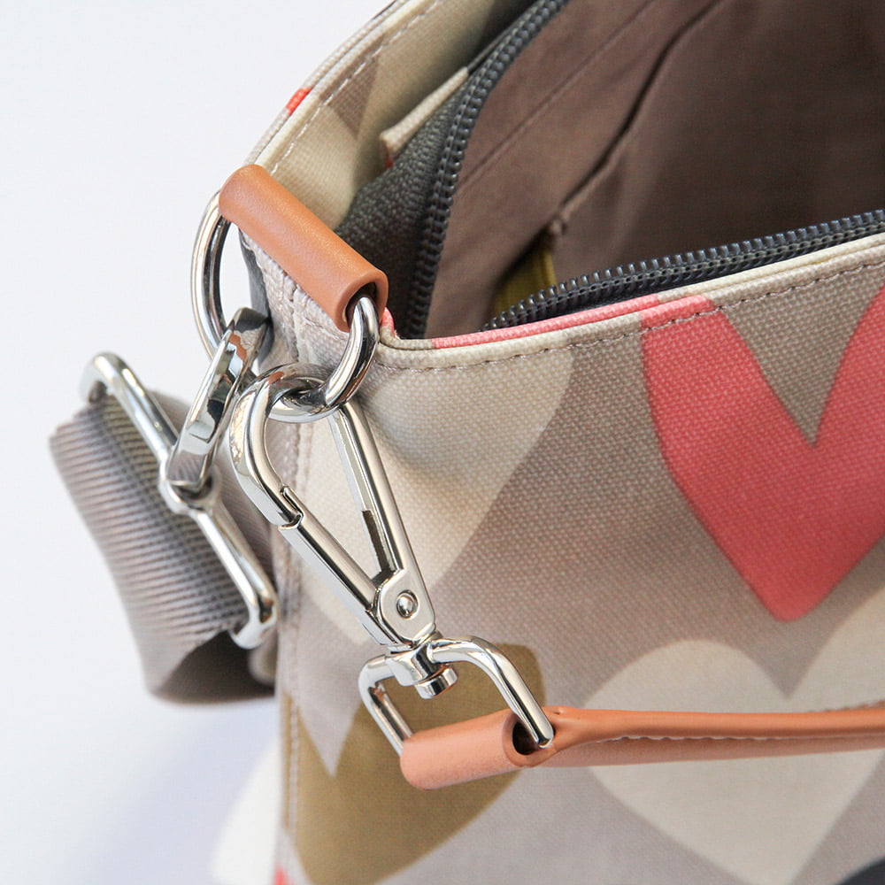Hearts Finsbury Bucket Bag - Caroline Gardner - Image 2