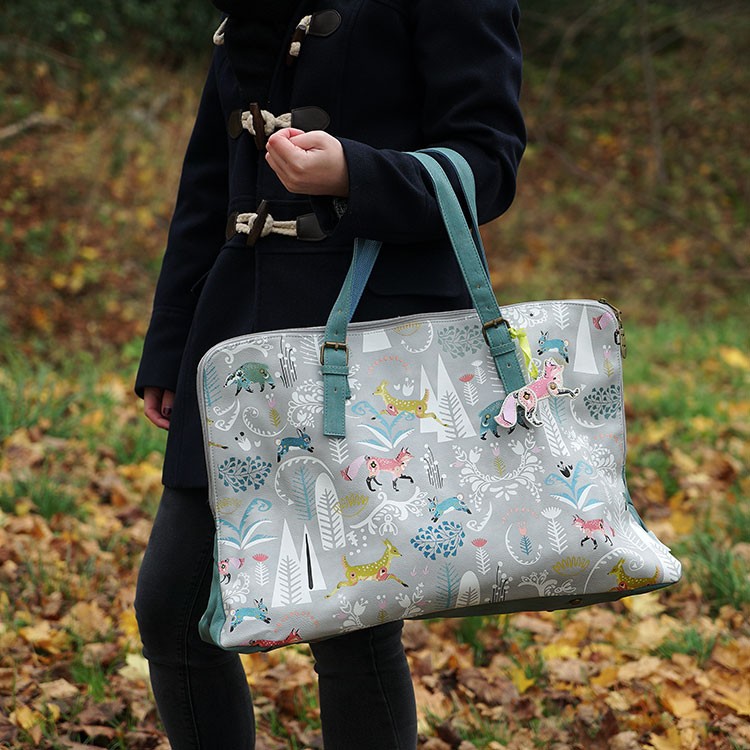 Nordikka Weekend Bag - Disaster Designs - Image 2