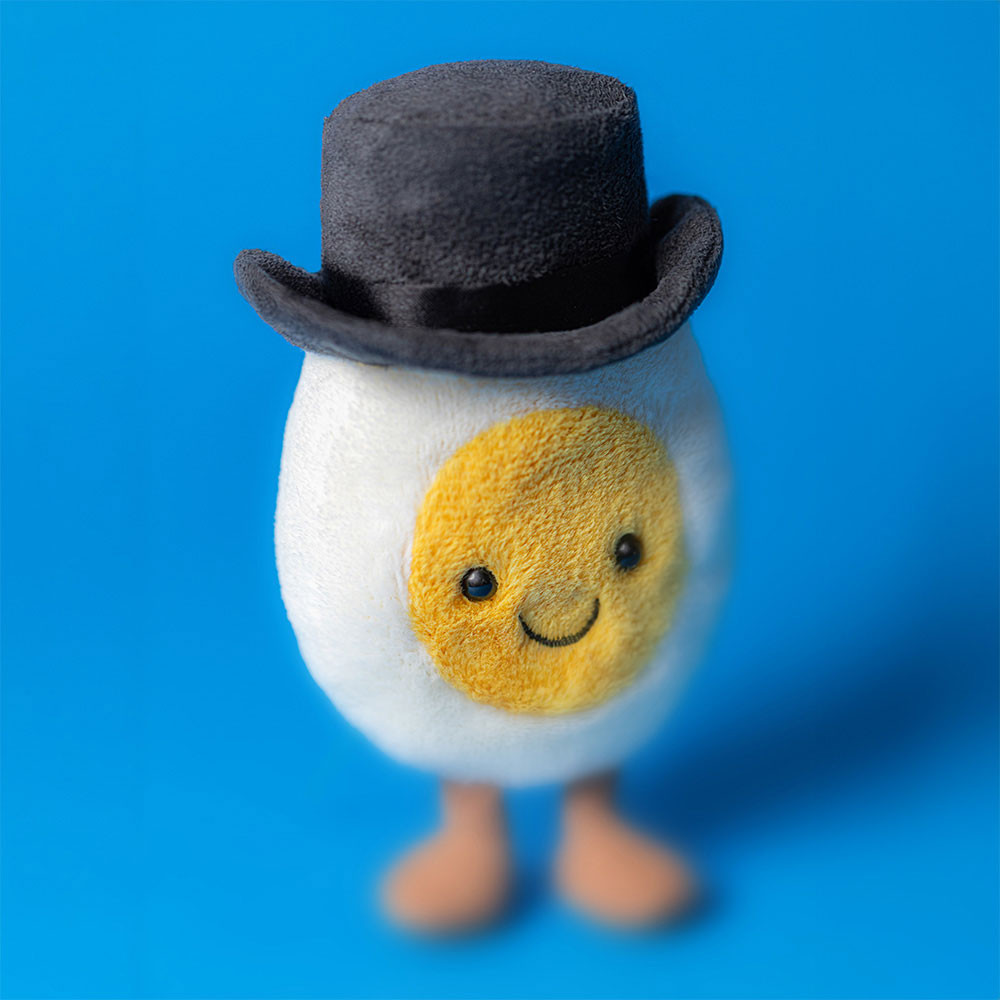 Jellycat Amuseables Boiled Egg Groom - Image 2