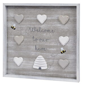 ‘Welcome To Our Hive’ Bees and Hearts Wooden Wall Plaque Decoration