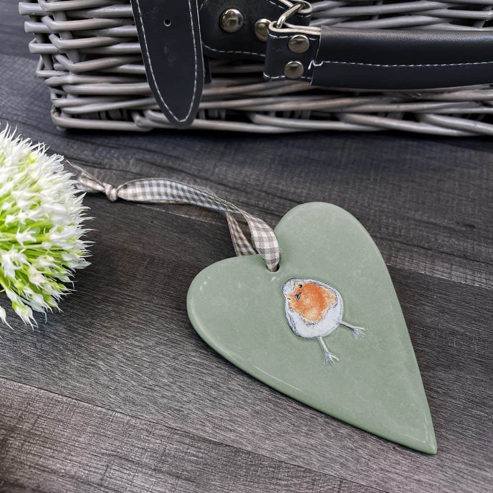 Embossed Robin Ceramic Heart Hanger