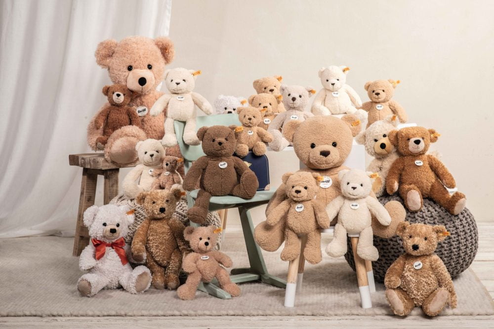 Steiff Ben Teddy bear in Suitcase - 114021 - Image 2