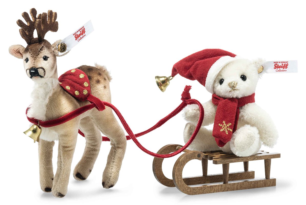 Steiff Christmas Teddy Bear and Reindeer Sleigh Set - Limited Edition EAN 006067