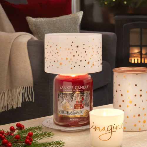 Christmas Magic Yankee Candle - Large Jar - Image 3