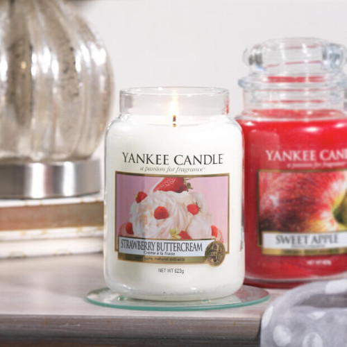 Strawberry Buttercream - Yankee Candle - Large Jar - Image 2