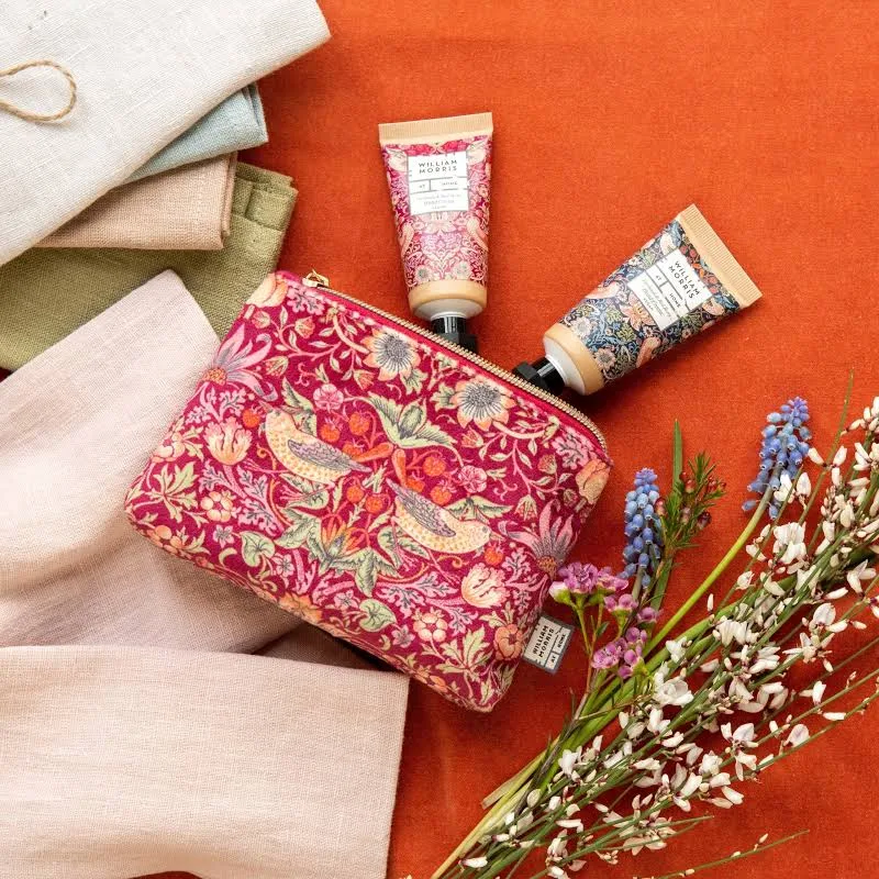 William Morris Strawberry Thief Patchouli and Red Berry Hand Care Bag Set